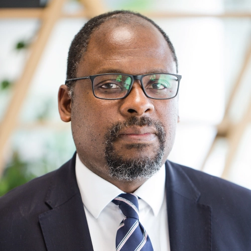 Dr Godwin Khosa